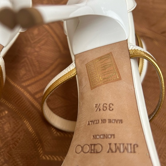 Womens JIMMY CHOO Thistle White & Gold T Strap Sandal Size 9.5 or 39.5 Italian - Picture 8 of 10